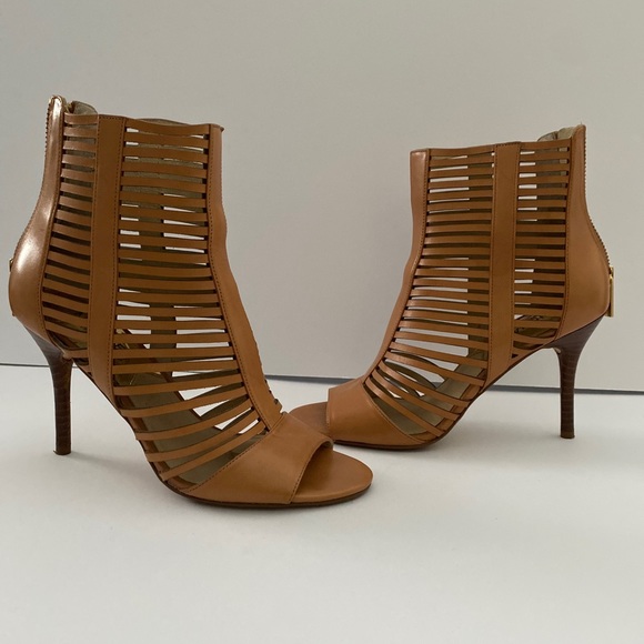 Michael Kors caged booties 6.5 - Picture 4 of 5